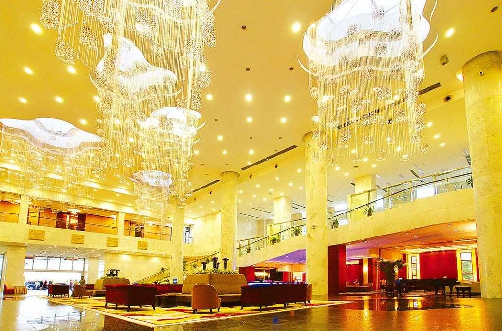 Guangzhou Baiyun International Convention Center Hotel Beltér fotó